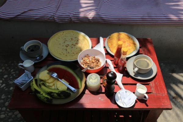 Aaliku Bungalows Gili Trawangan Kültér fotó