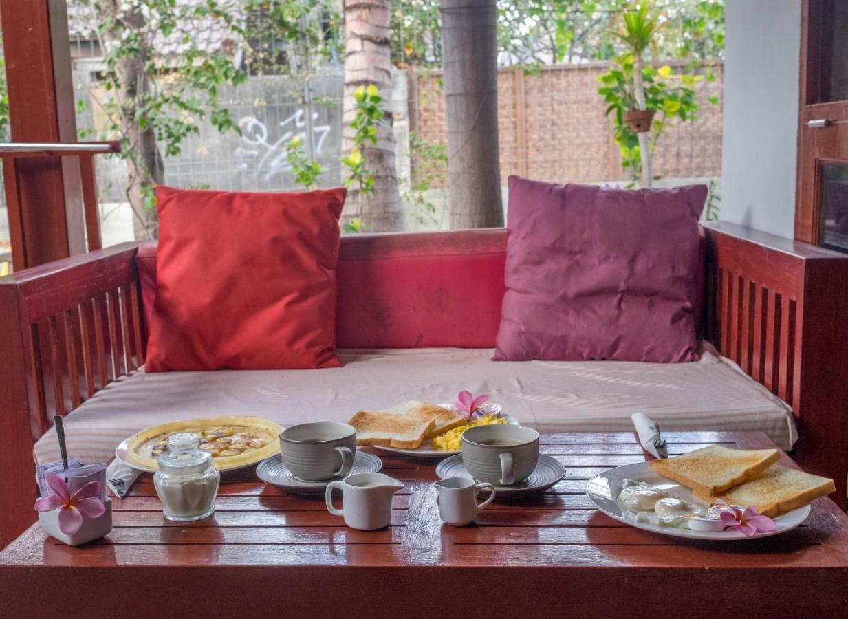 Aaliku Bungalows Gili Trawangan Kültér fotó